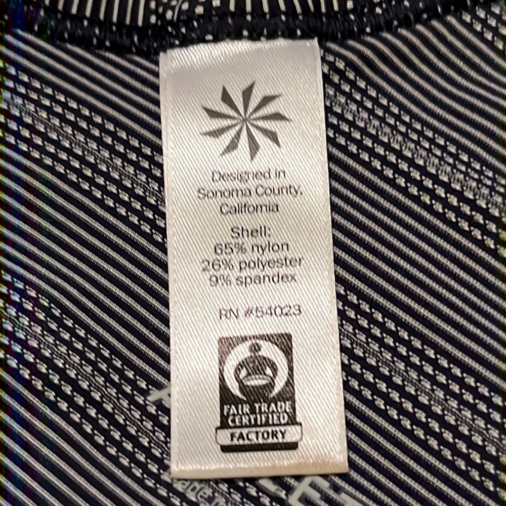 Athleta Side Tie Athletic Top Size XS - Picture 8 of 9